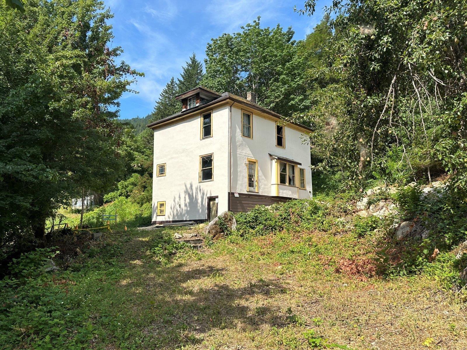 31010 Trans Canada Highway Property Photo 16