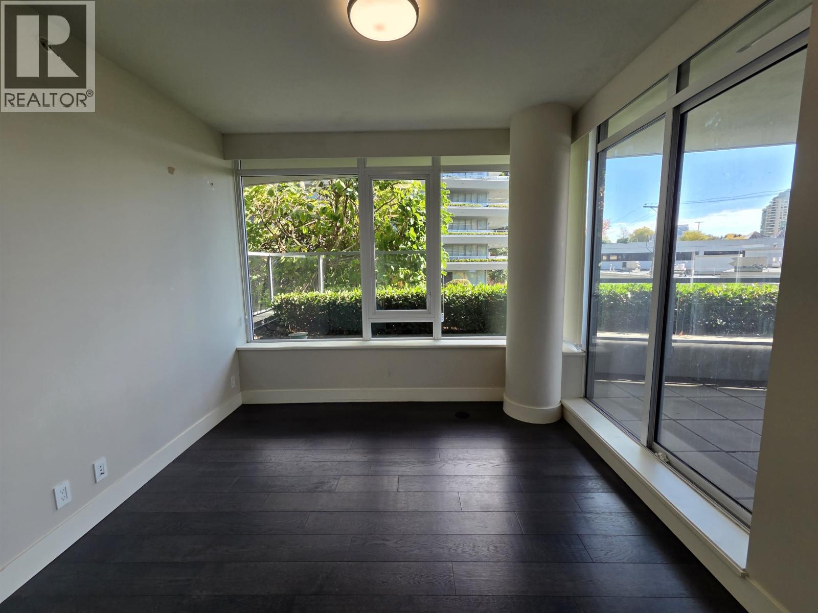 100 888 Arthur Erickson Place Property Photo 8