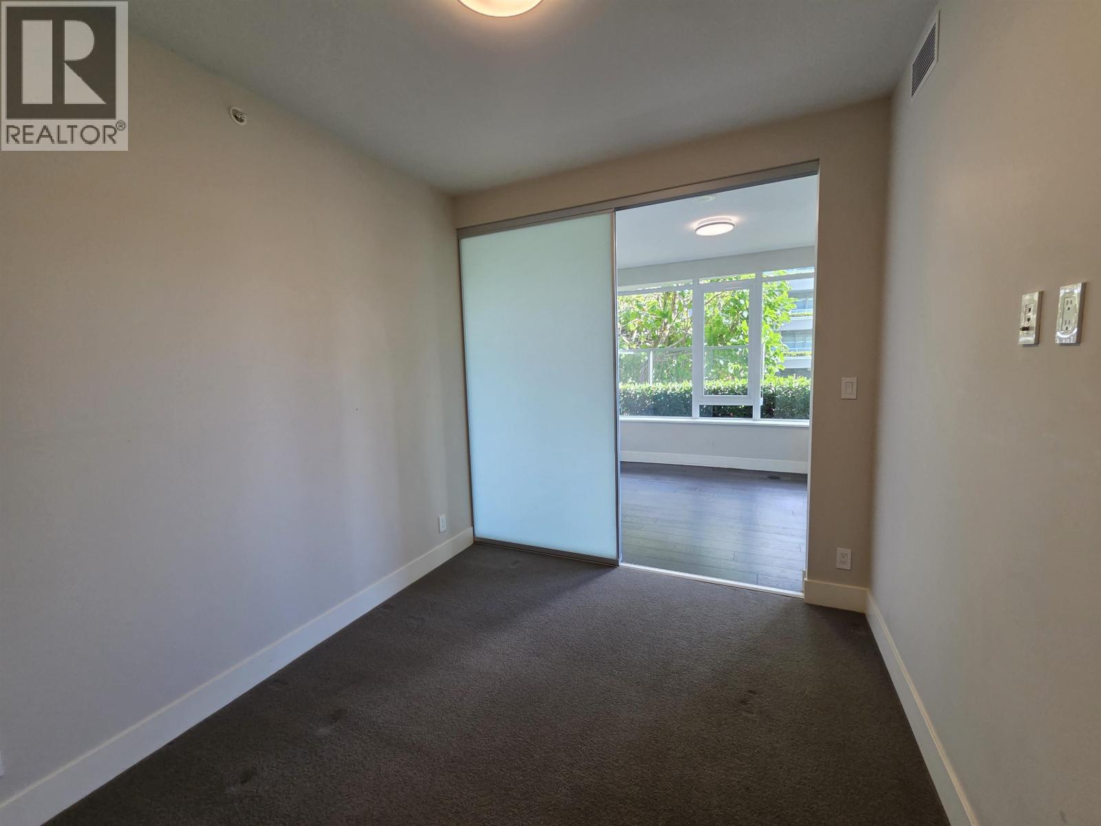 100 888 Arthur Erickson Place Property Photo 10
