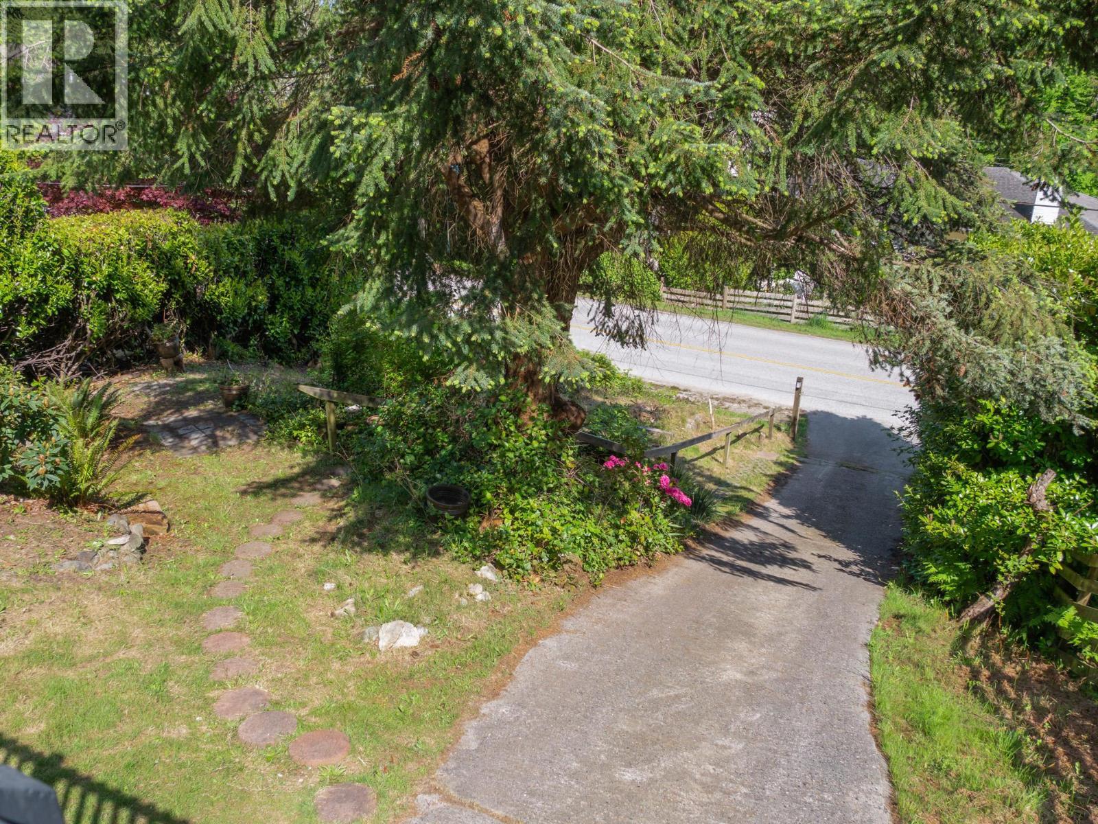 642 Gower Point Road Property Photo 26