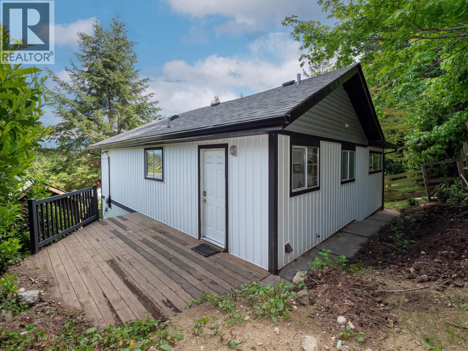 642 Gower Point Road Property Photo 28