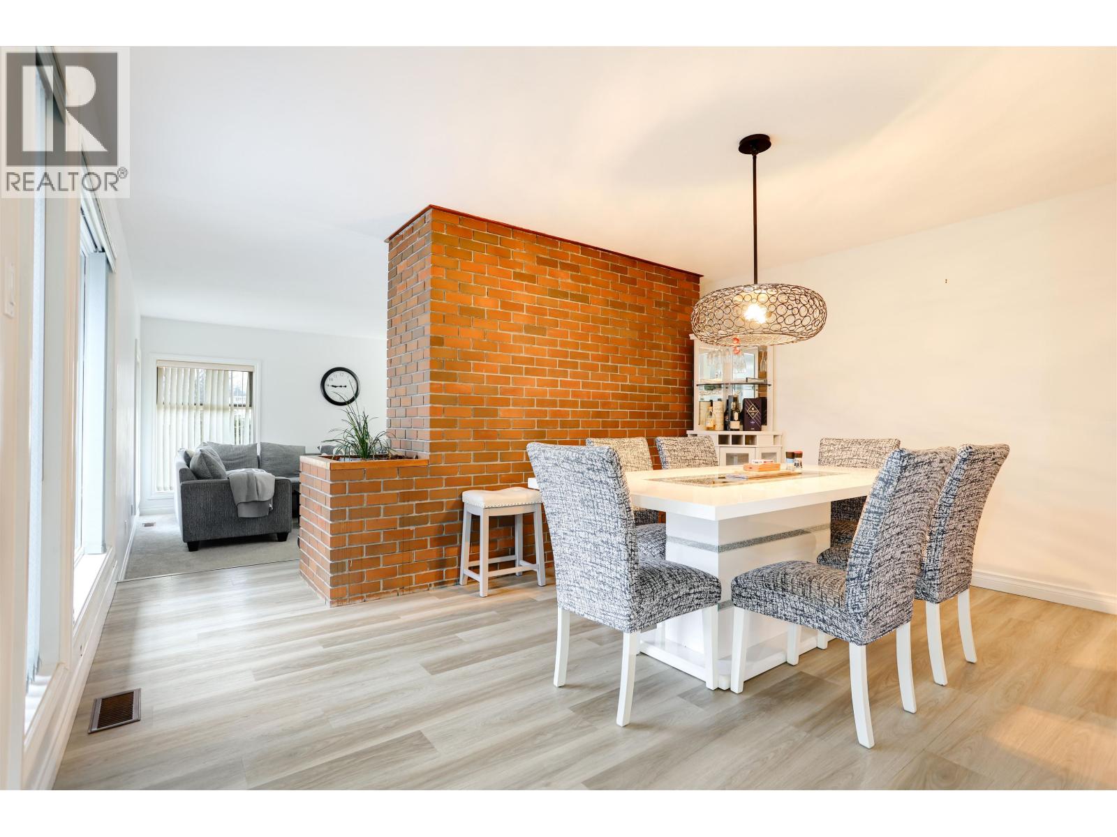 8 Meldrum Street Property Photo 8