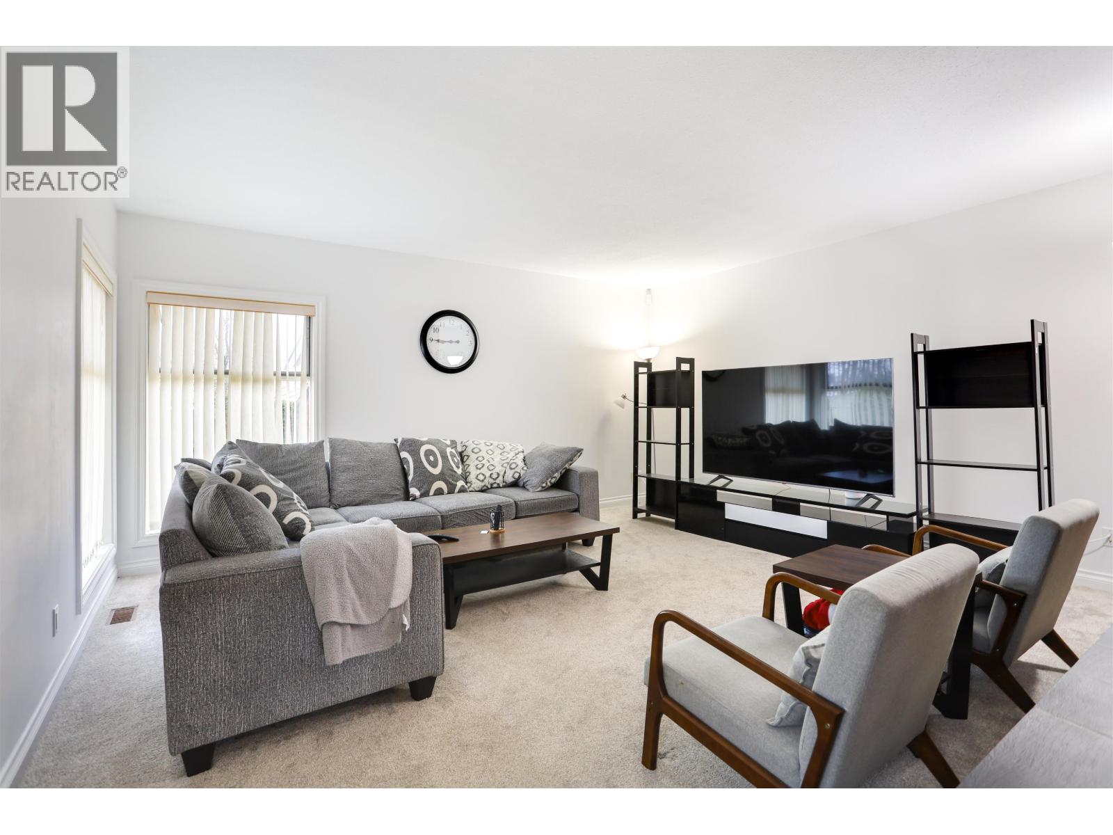 8 Meldrum Street Property Photo 9