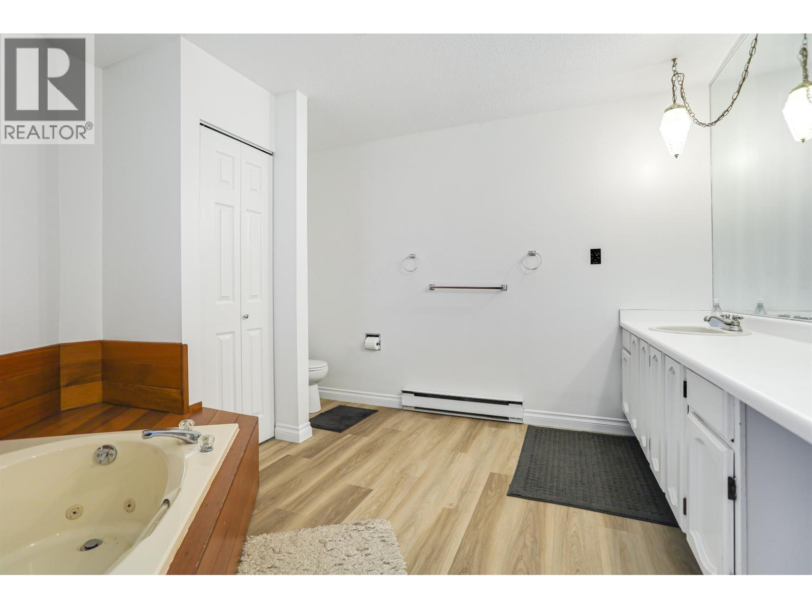 8 Meldrum Street Property Photo 13
