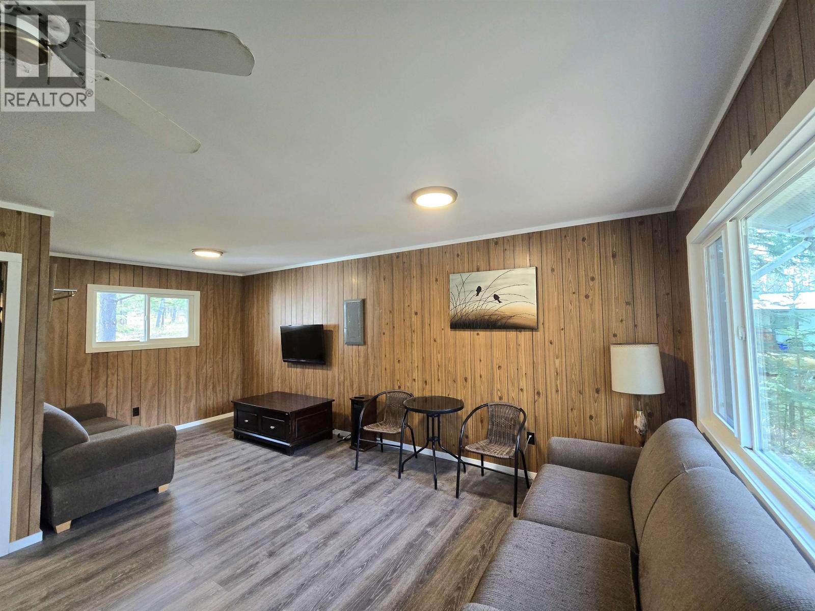 762 S Green Lake Road Property Photo 5