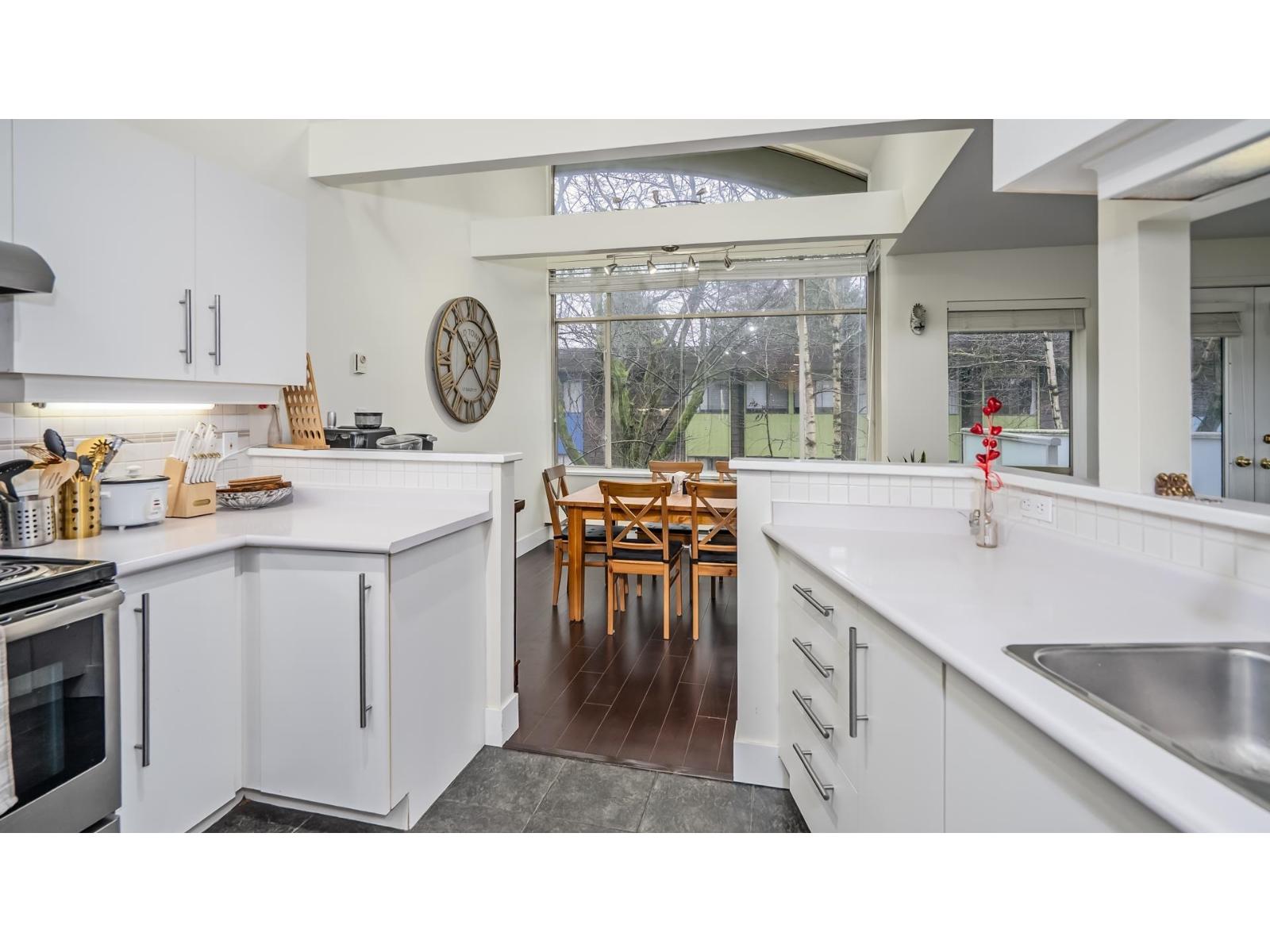12 33682 Marshall Road Property Photo 15