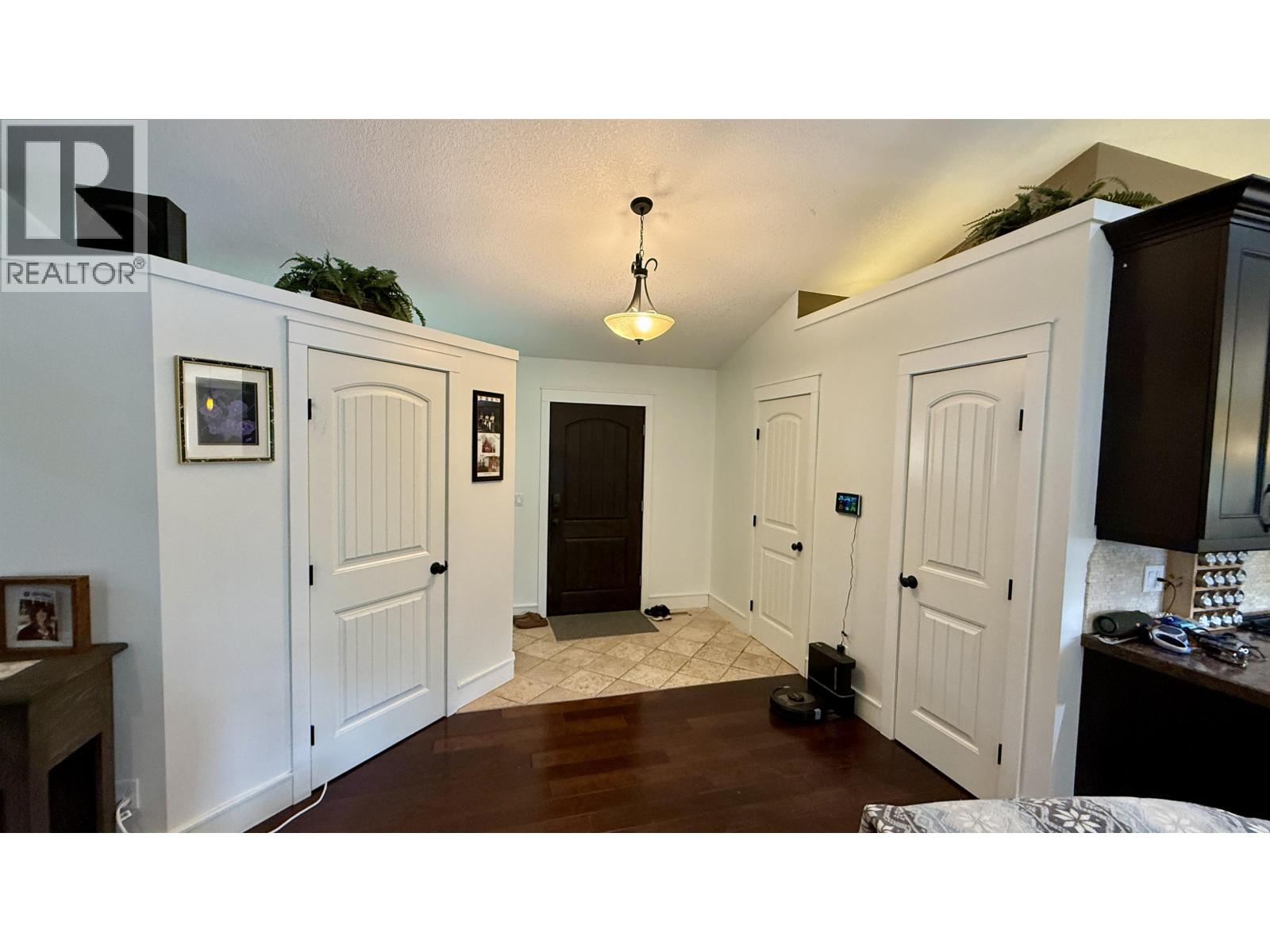 5276 Chintu Drive Property Photo 8