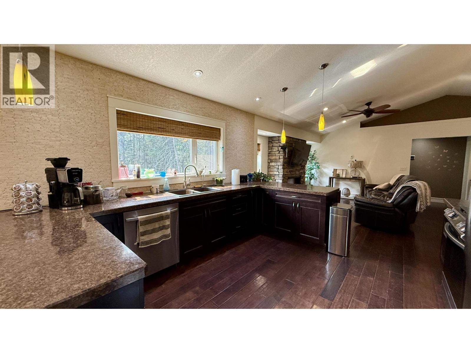 5276 Chintu Drive Property Photo 9