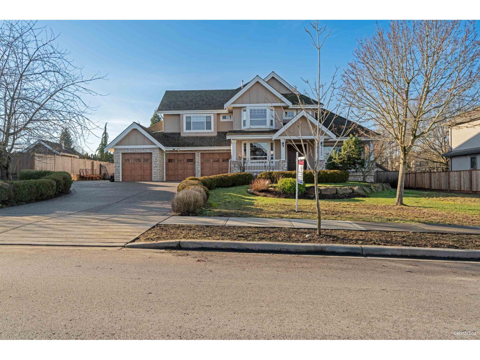 3355 164a Street Property Photo 1