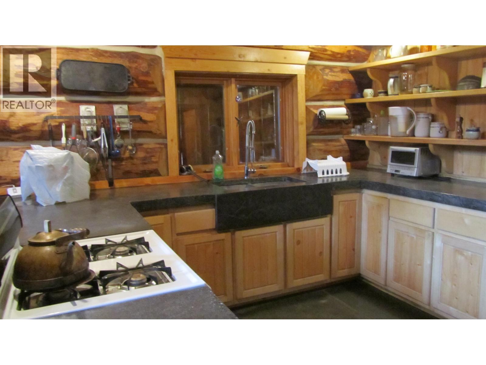 1500 Hutchison Road Property Photo 14