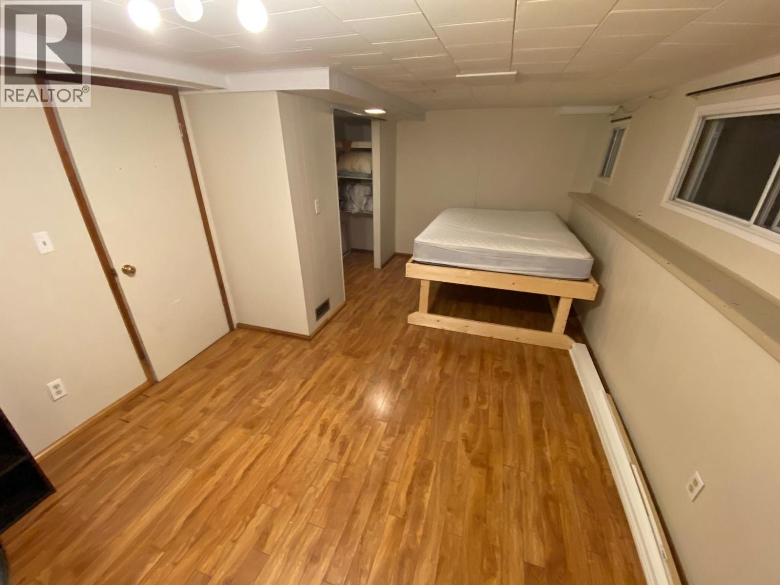 614 5th Avenue Property Photo 13