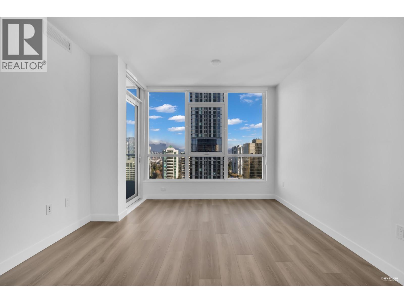 1702 6087 Wilson Avenue Property Photo 10