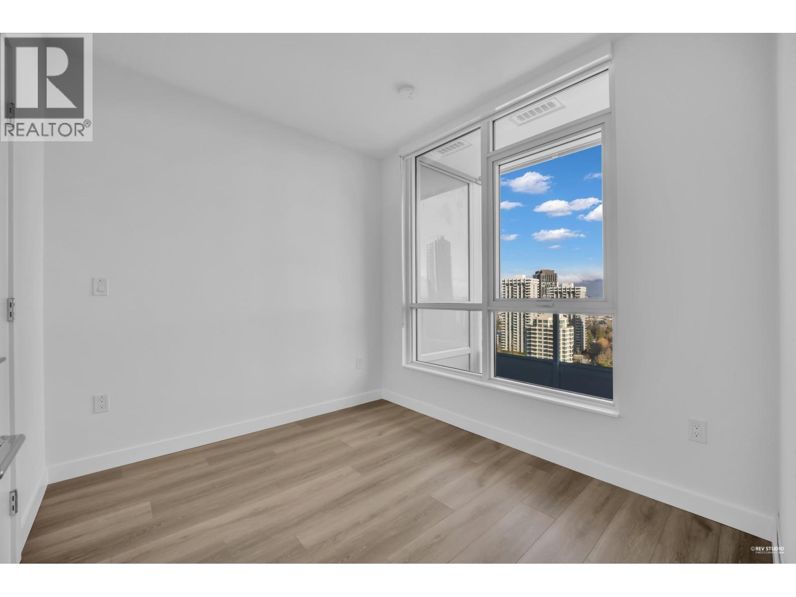 1702 6087 Wilson Avenue Property Photo 16