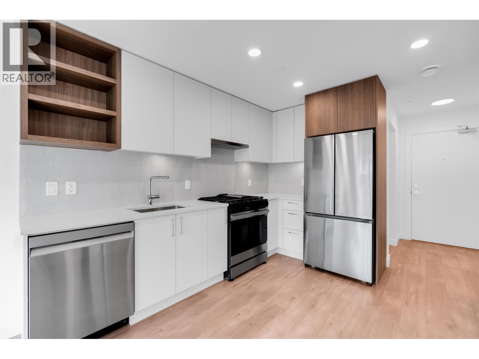 514 723 Grover Avenue Property Photo 11