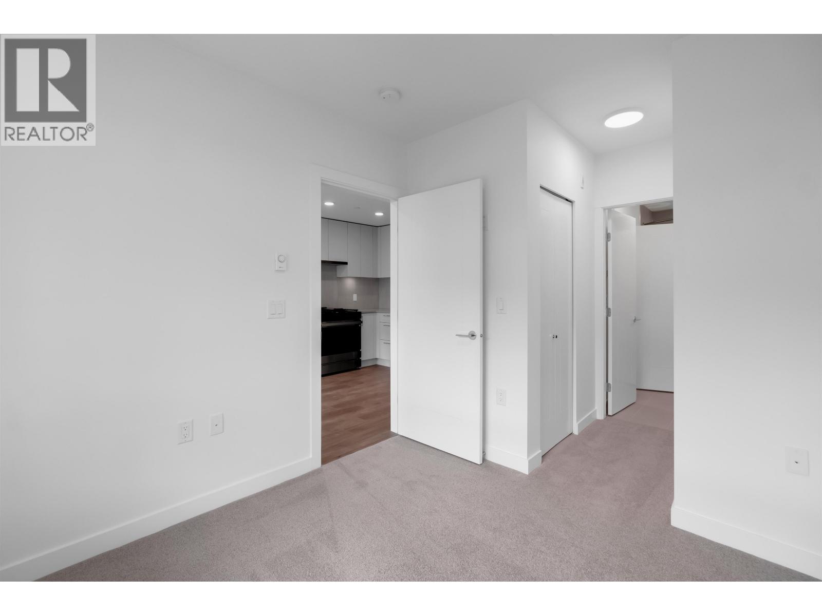 514 723 Grover Avenue Property Photo 25