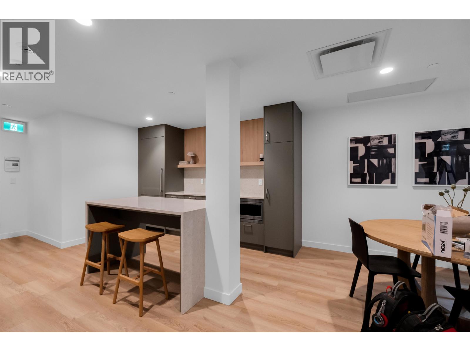 514 723 Grover Avenue Property Photo 30