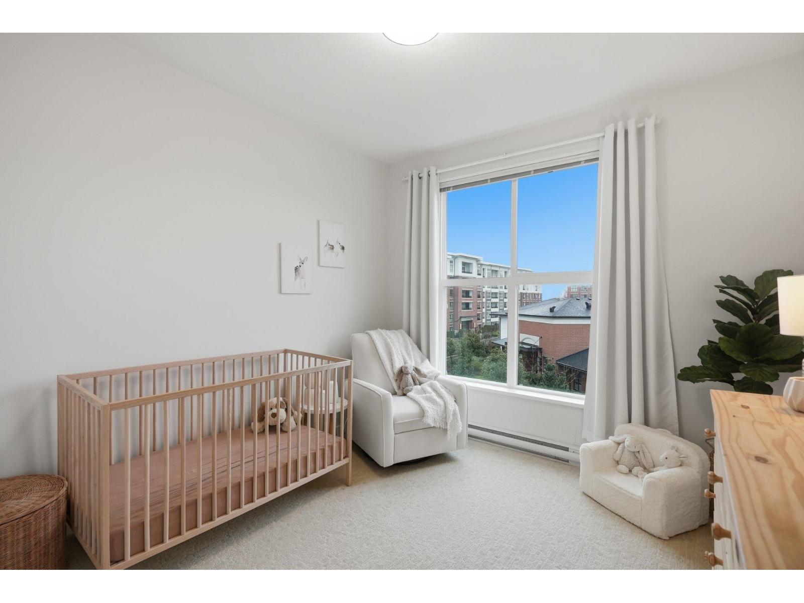 A323 8150 207 Street Property Photo 12