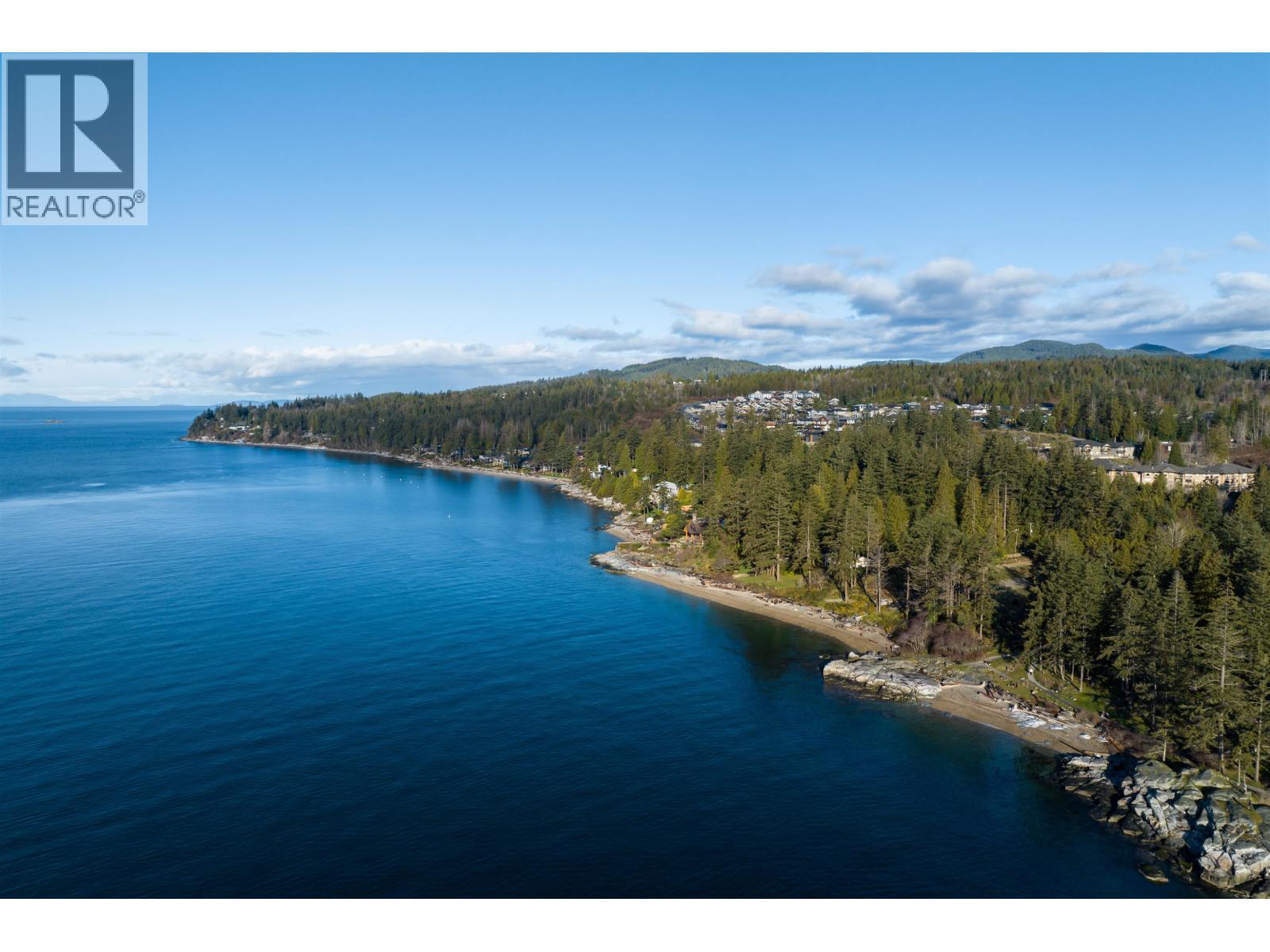 5845 Sunshine Coast Highway Property Photo 7