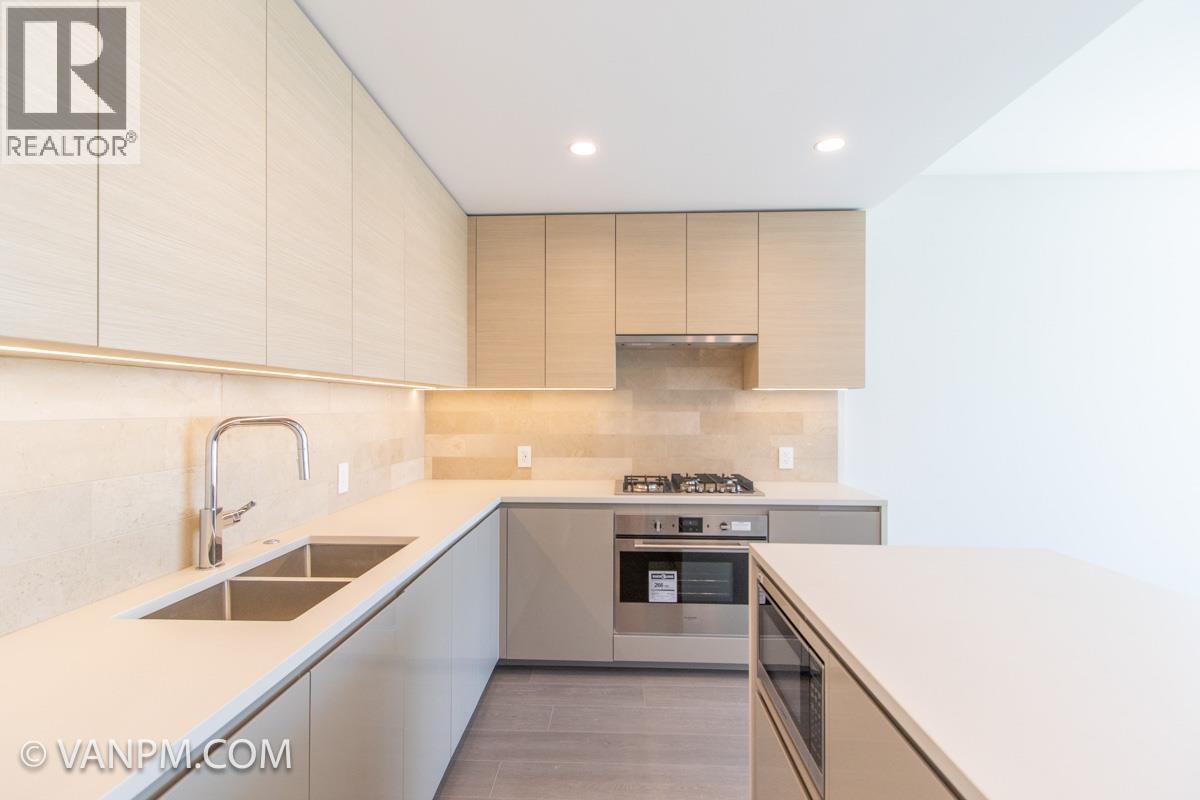 1702 2186 Gilmore Avenue Property Photo 2