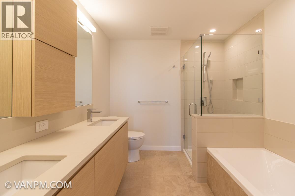 1702 2186 Gilmore Avenue Property Photo 4