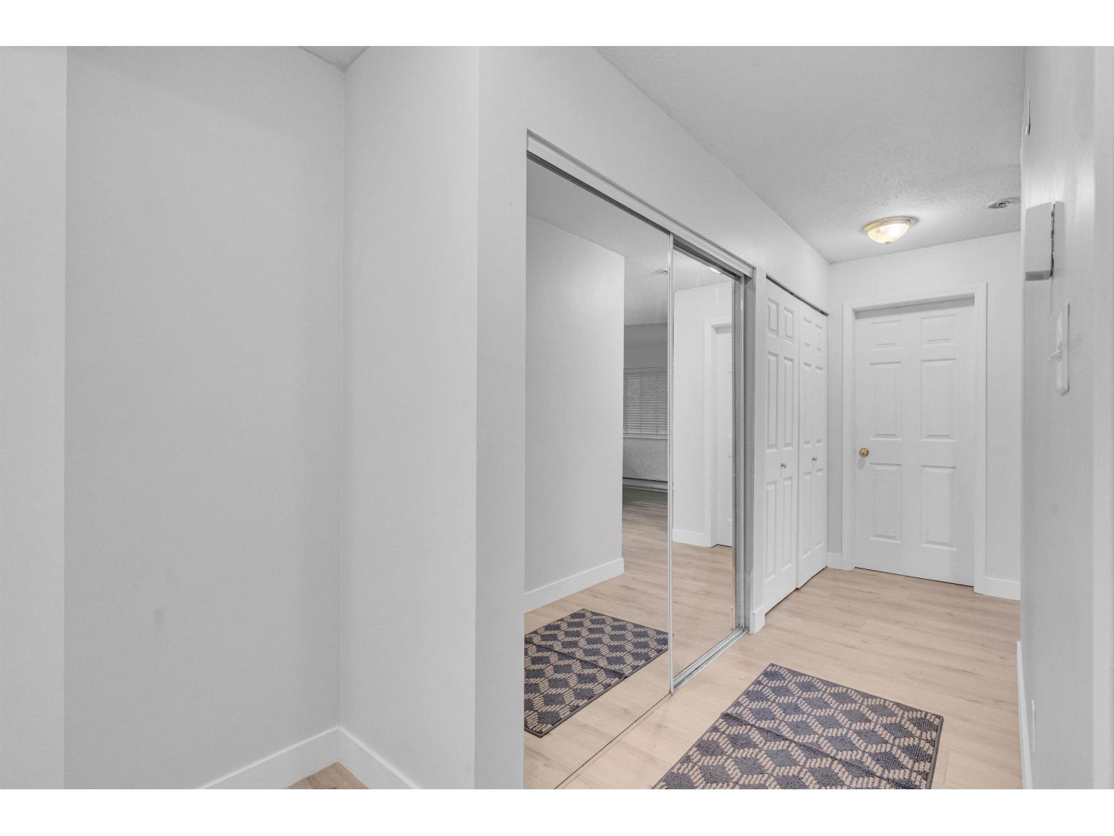 111 12101 80 Avenue Property Photo 19