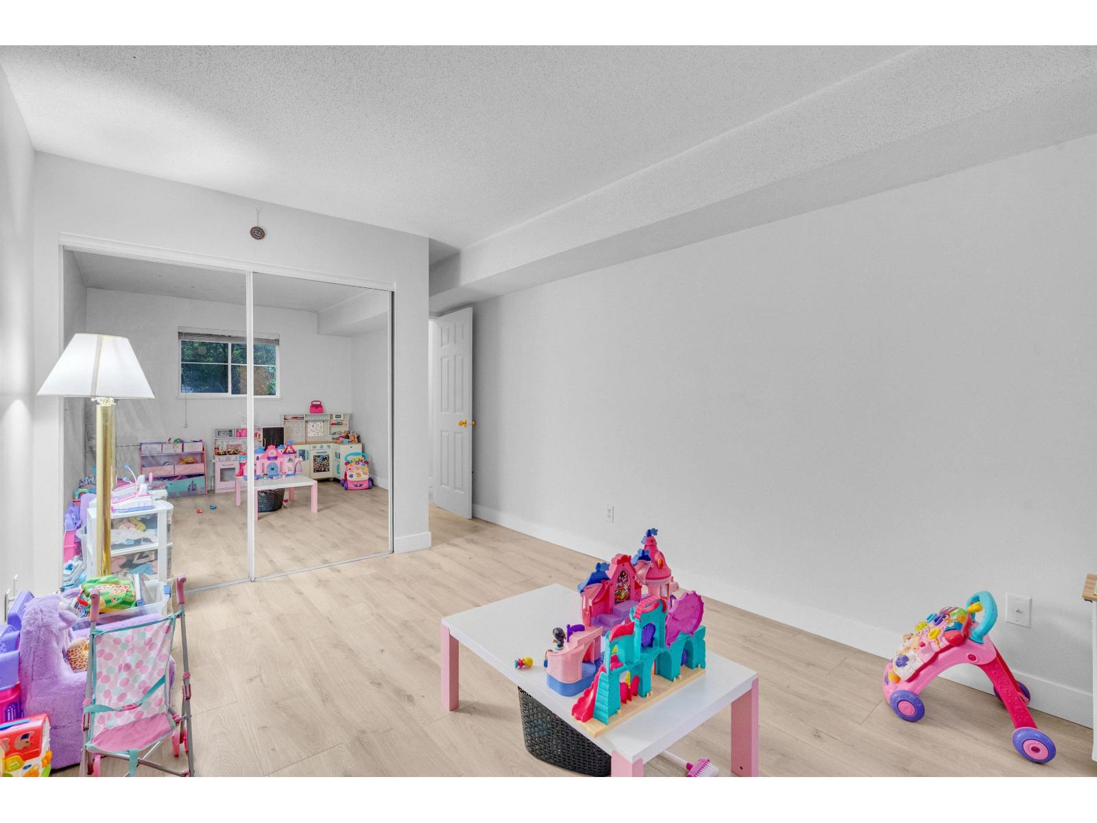 111 12101 80 Avenue Property Photo 21