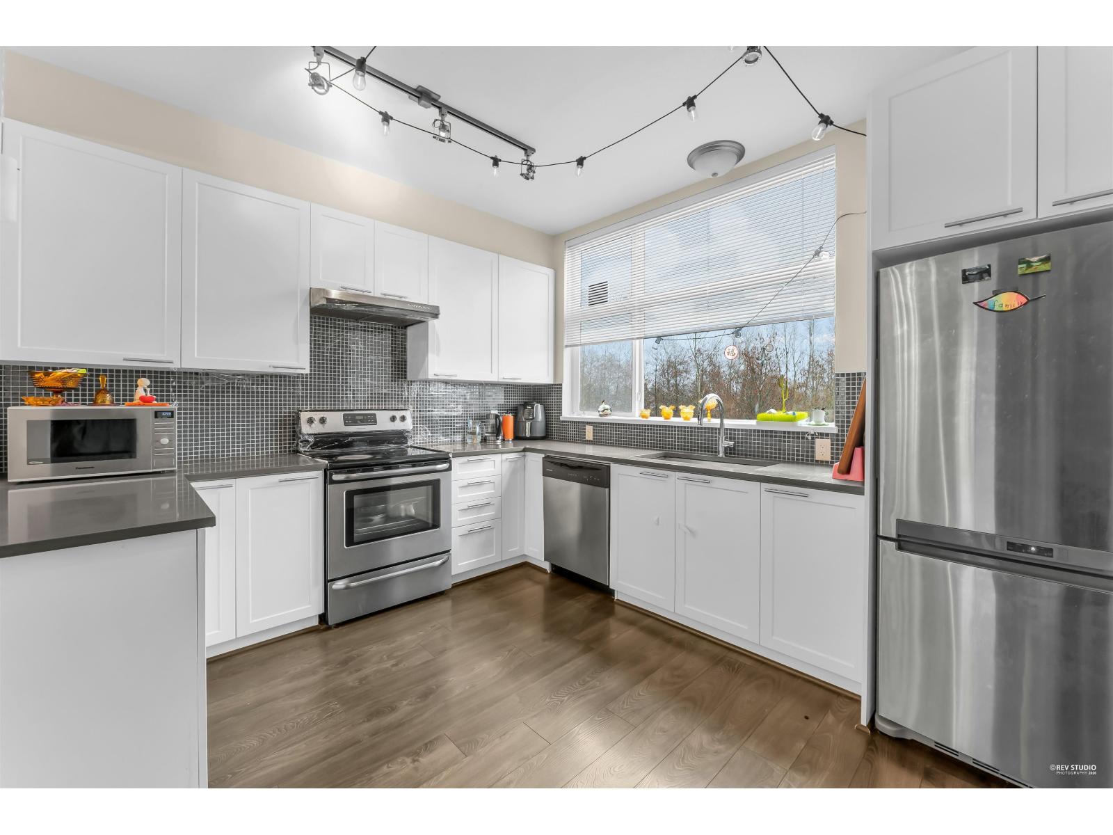 163 2228 162 Street Property Photo 7