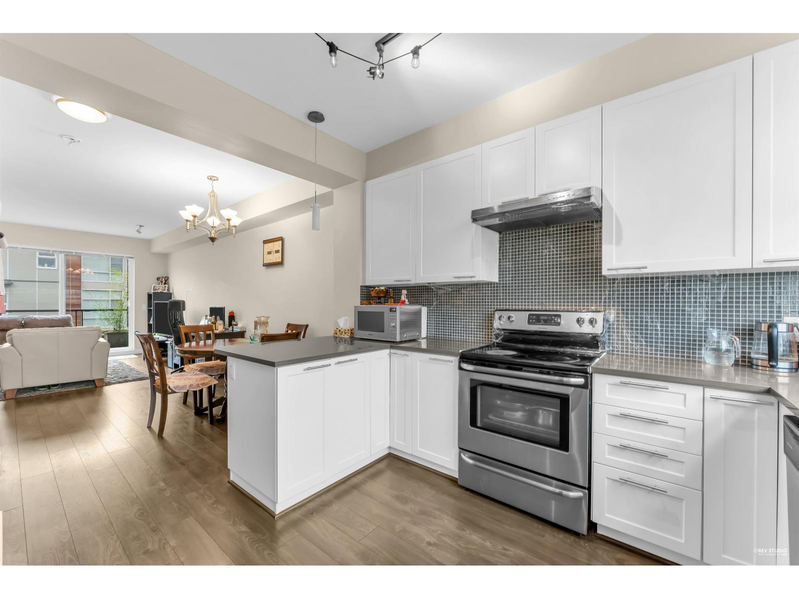 163 2228 162 Street Property Photo 8