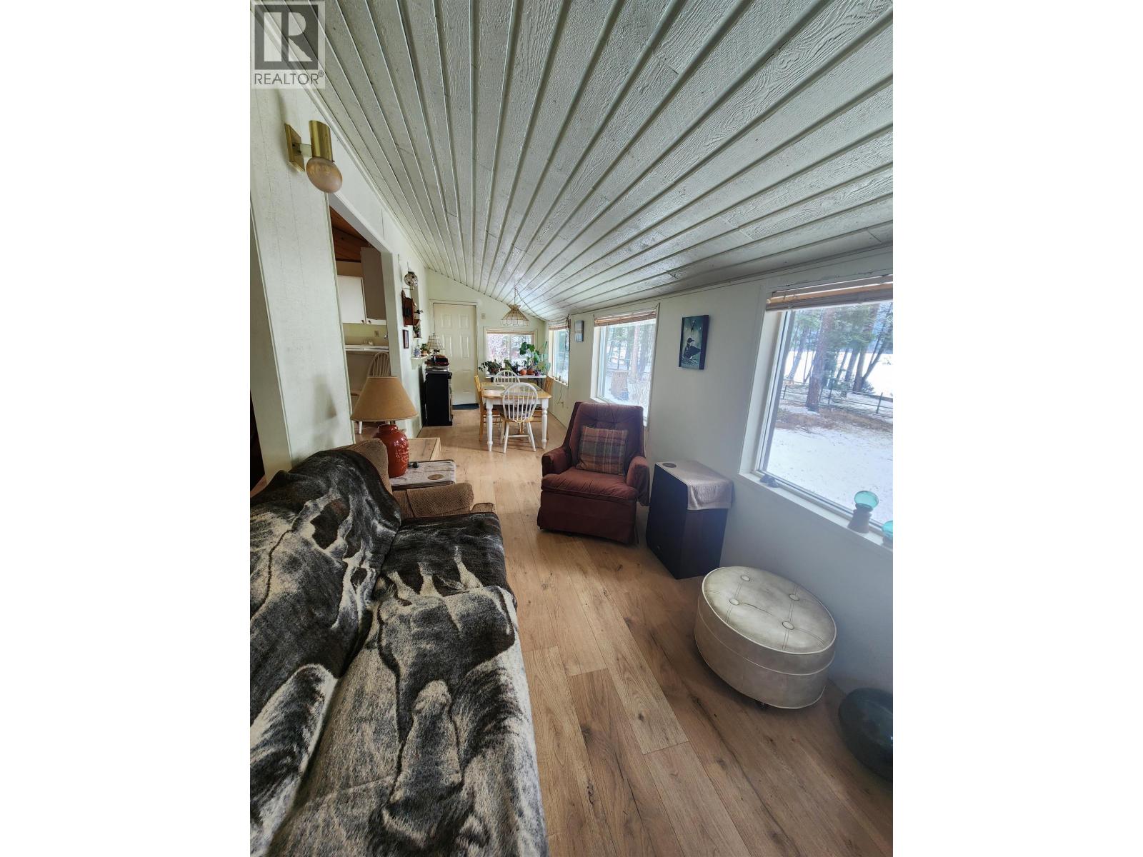7344 E Young Lake Road Property Photo 28