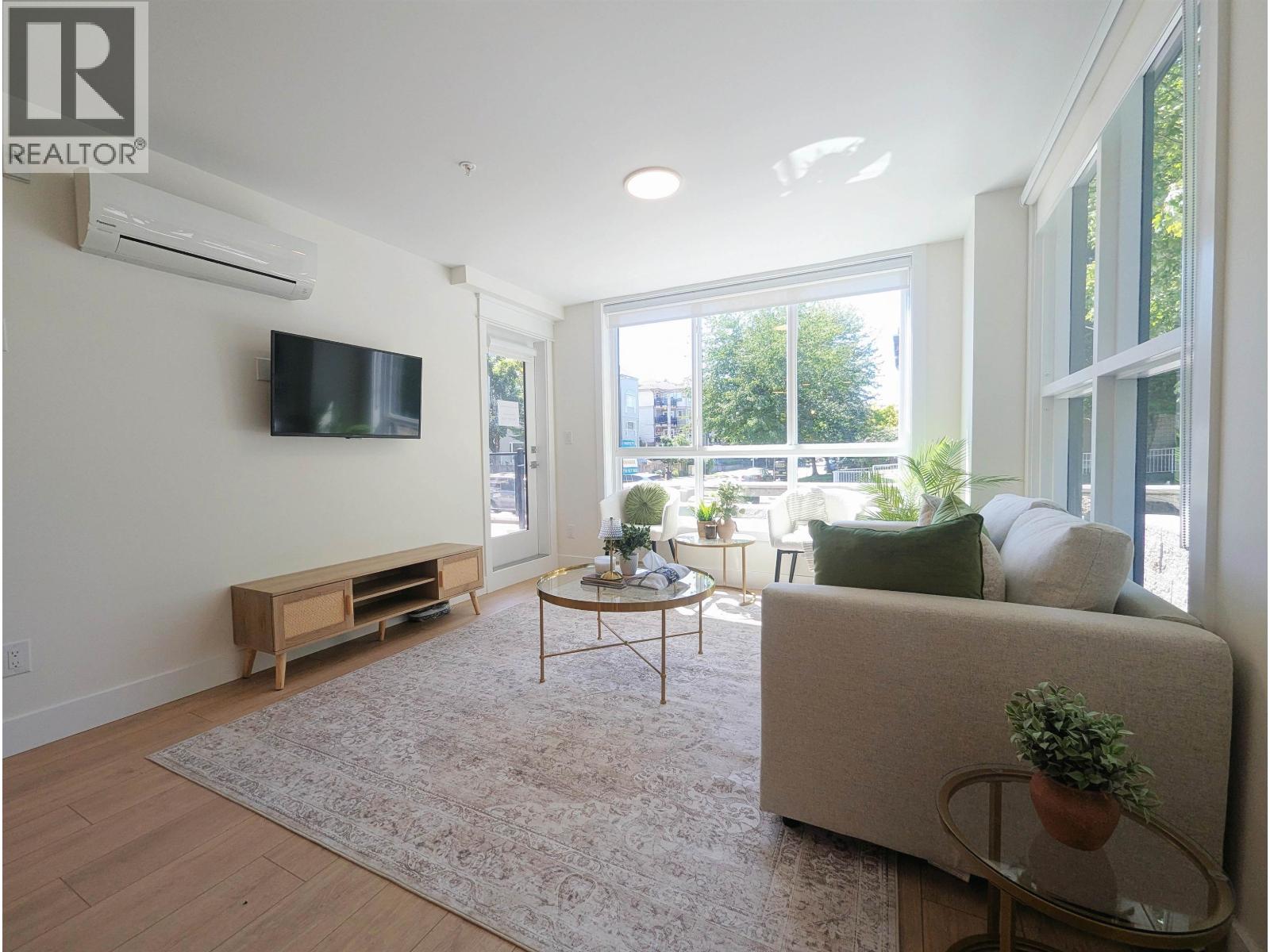 108 2368 Shaughnessy Property Photo 4