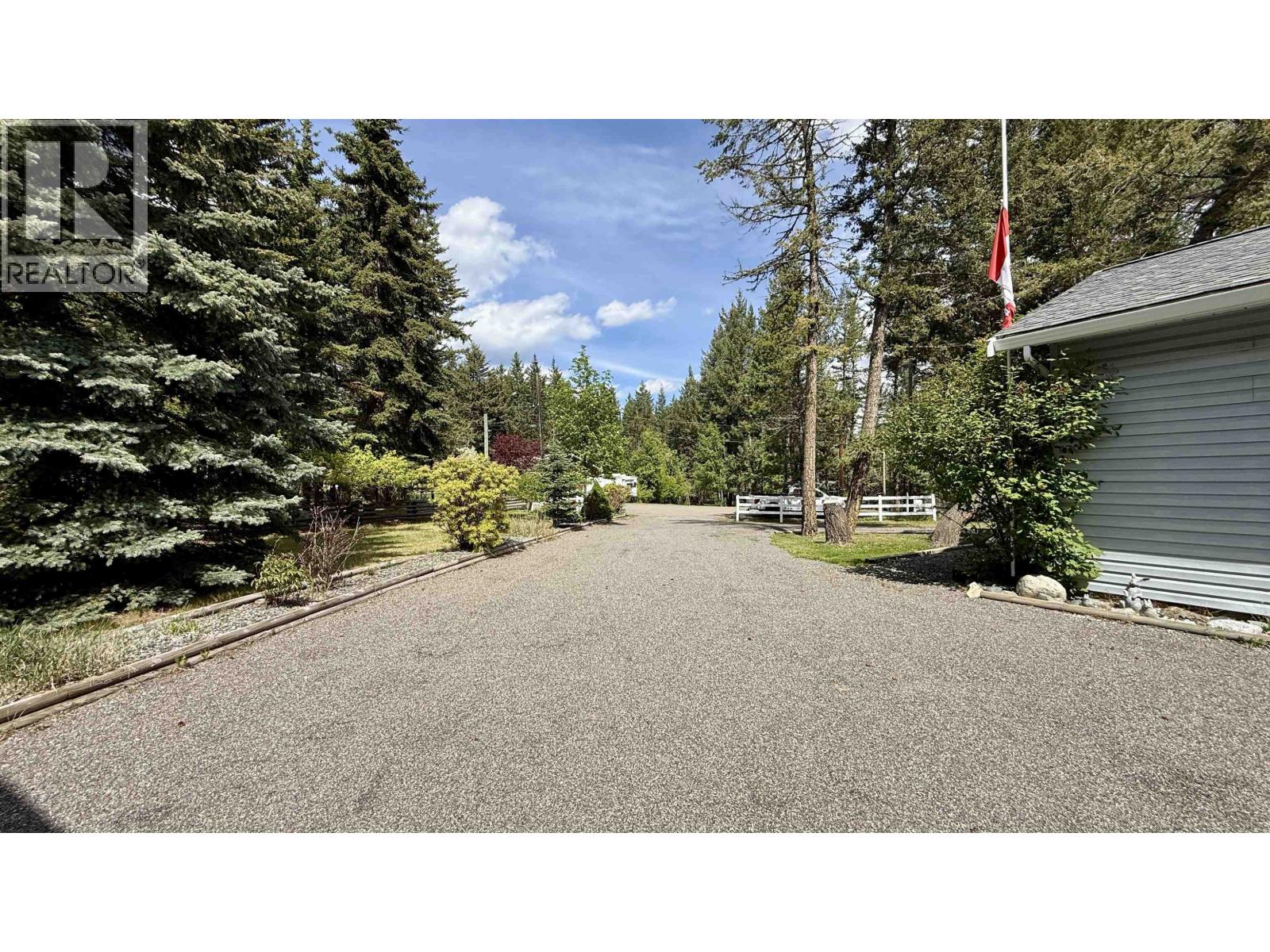 5466 Donsleequa Court Property Photo 4