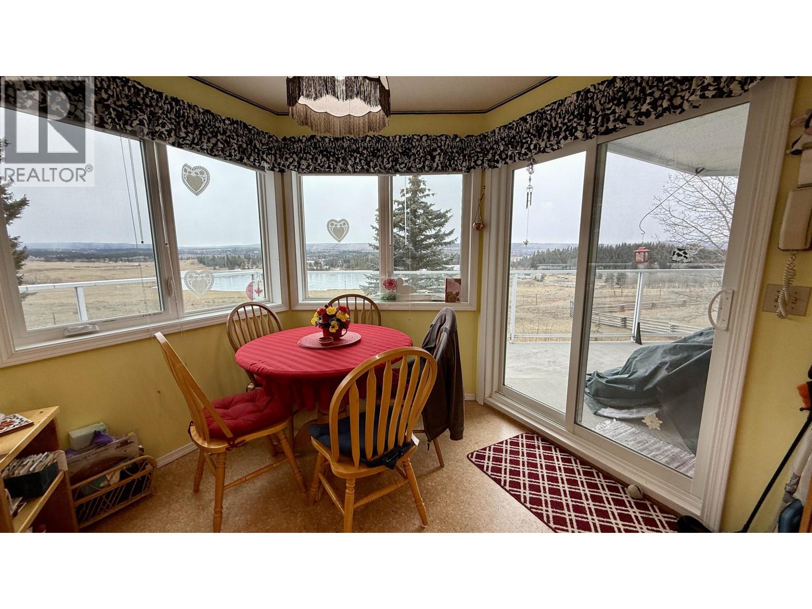 5466 Donsleequa Court Property Photo 13