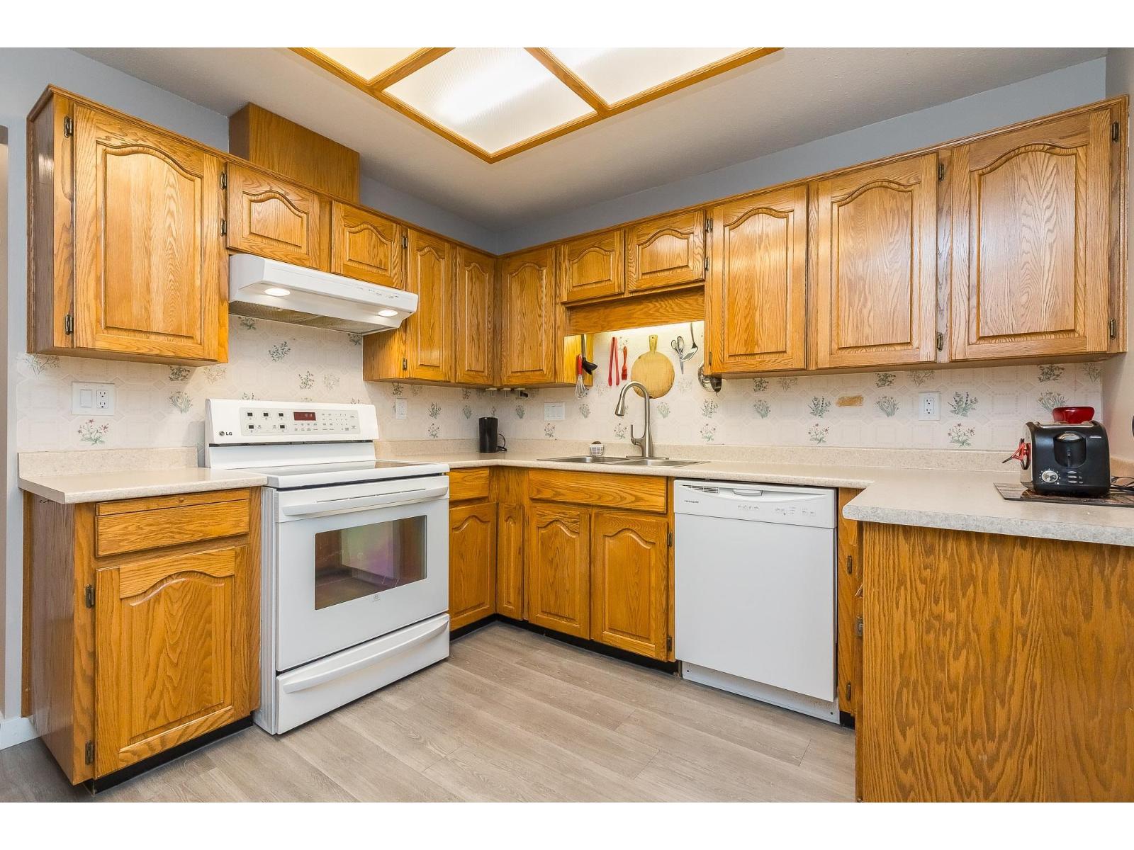 307 32823 Landeau Place Property Photo 6