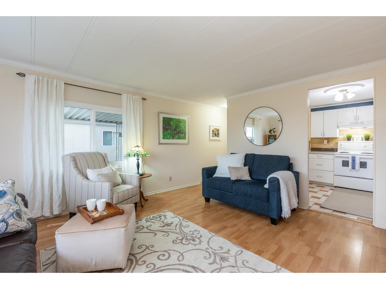 50 15875 20 Avenue Property Photo 14