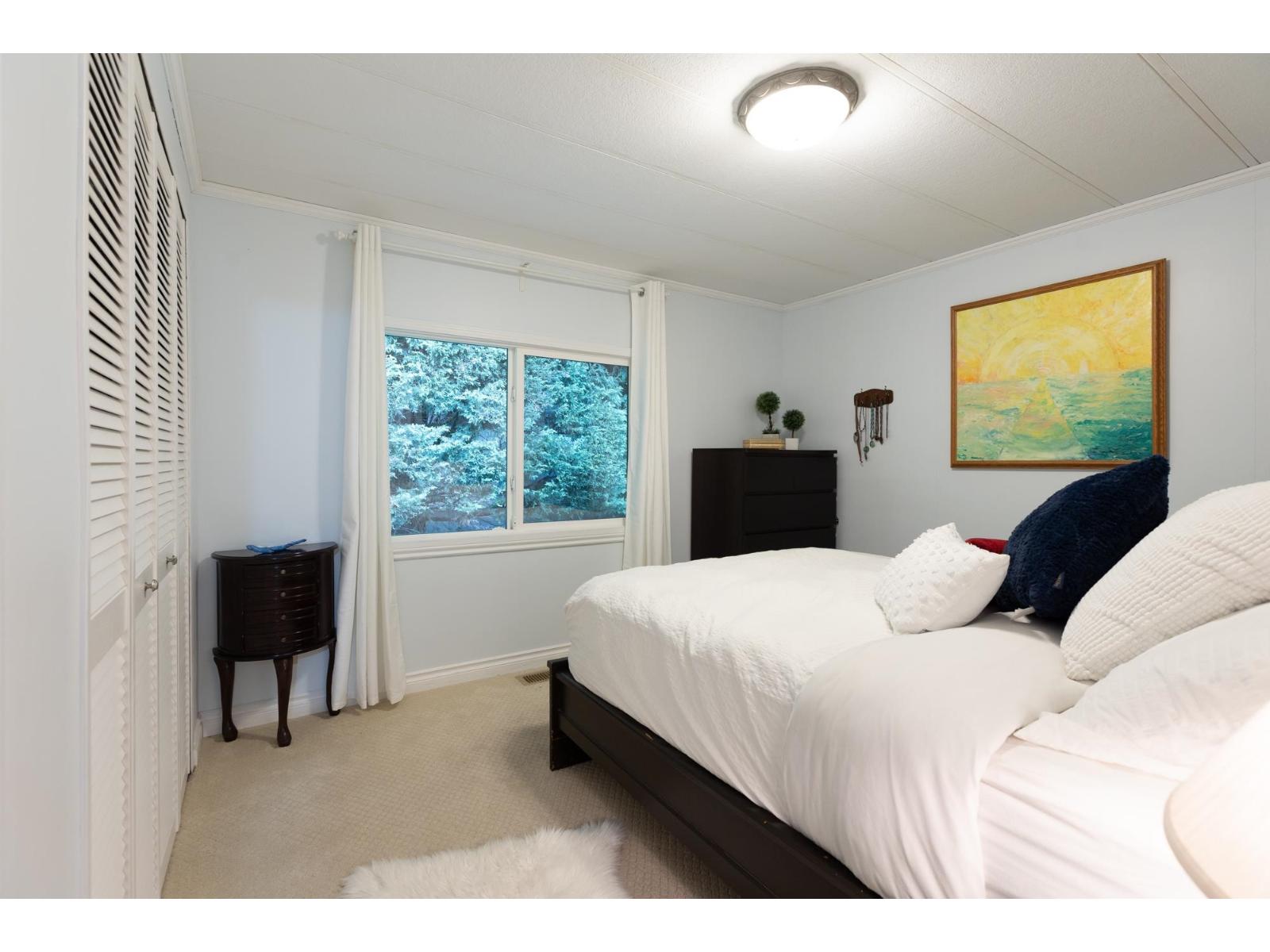 50 15875 20 Avenue Property Photo 15