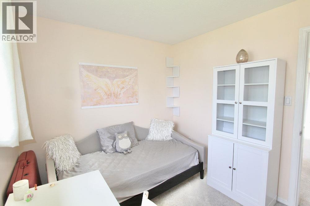 40 Yakoun Street Property Photo 9