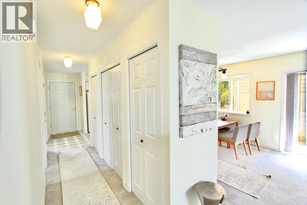 40 Yakoun Street Property Photo 11