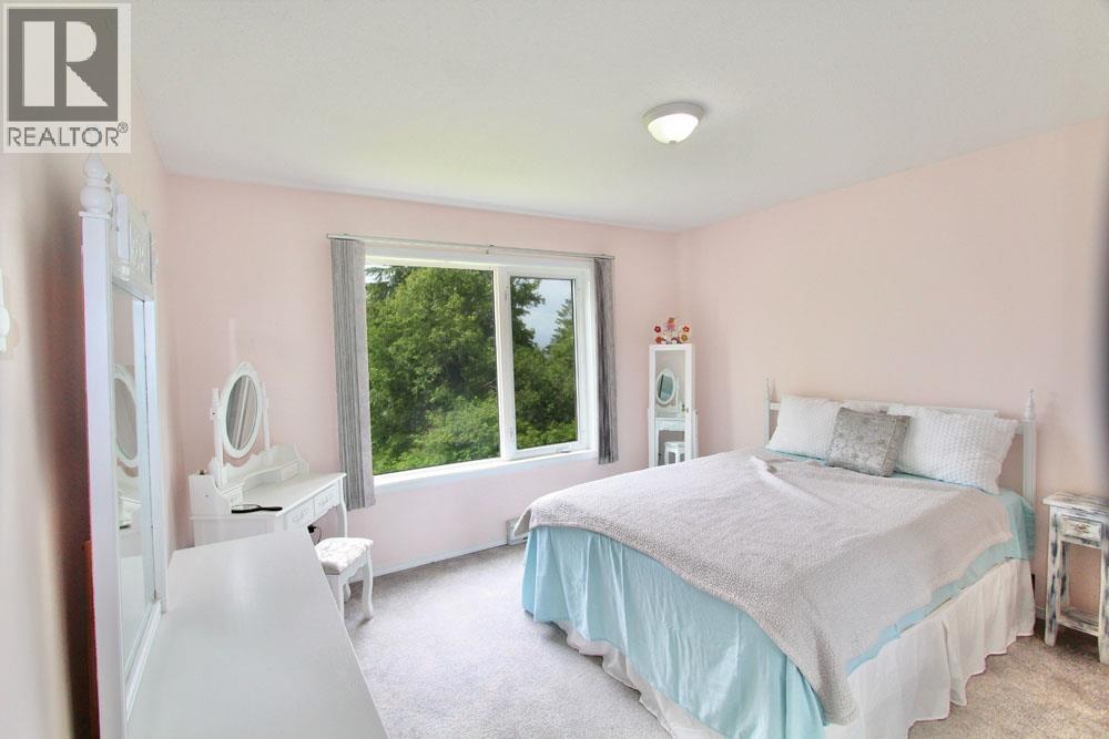 40 Yakoun Street Property Photo 22