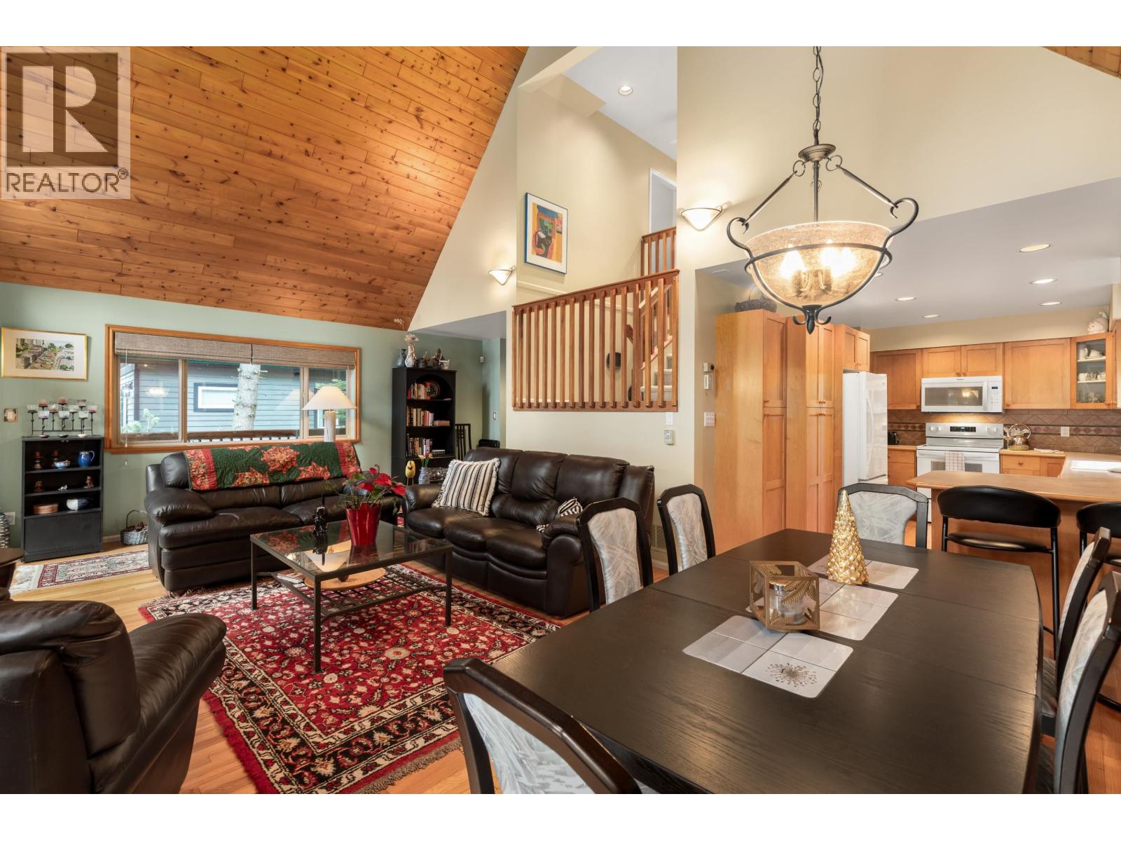 2813 Clifftop Lane Property Photo 6