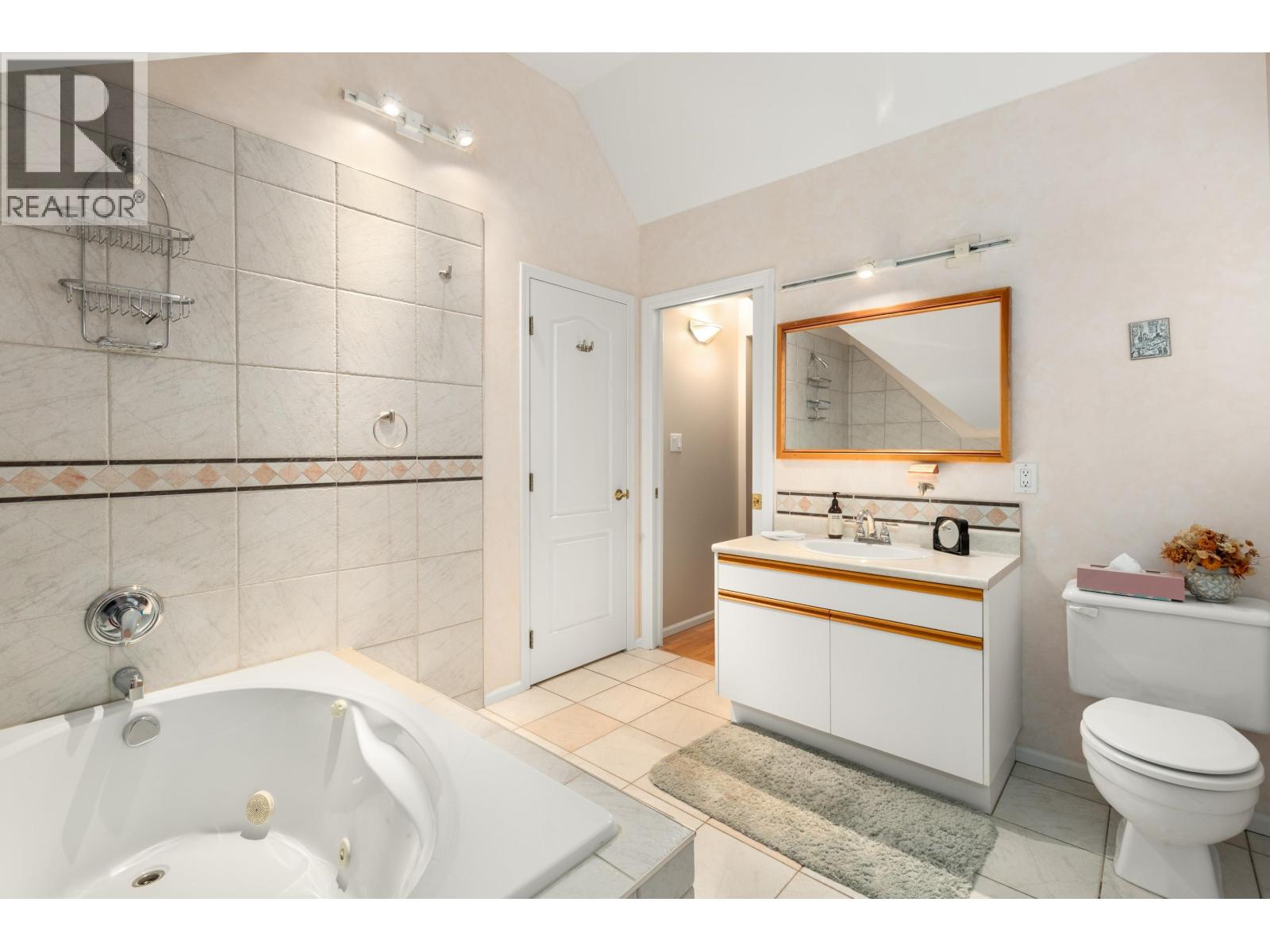 2813 Clifftop Lane Property Photo 14