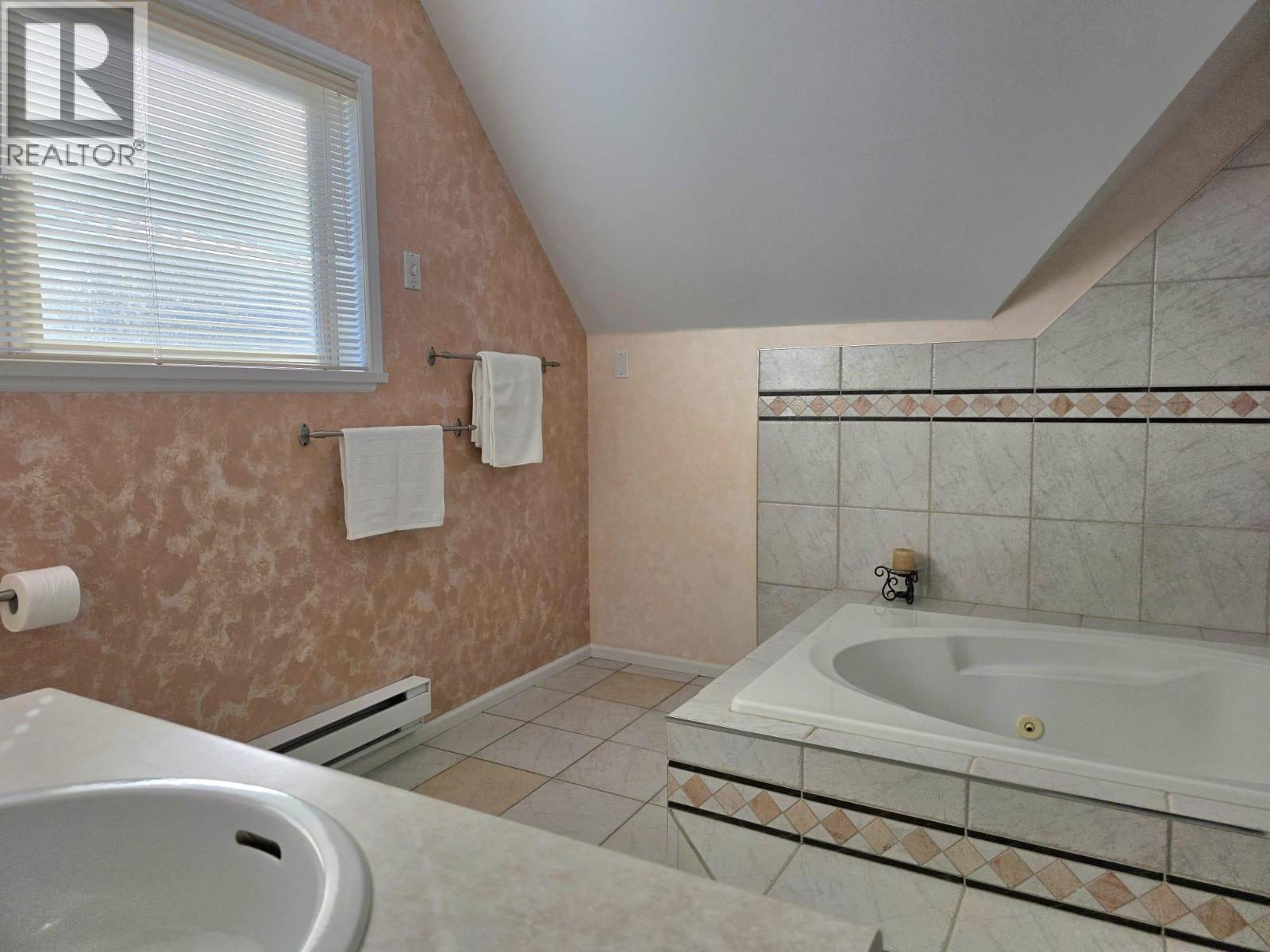2813 Clifftop Lane Property Photo 15