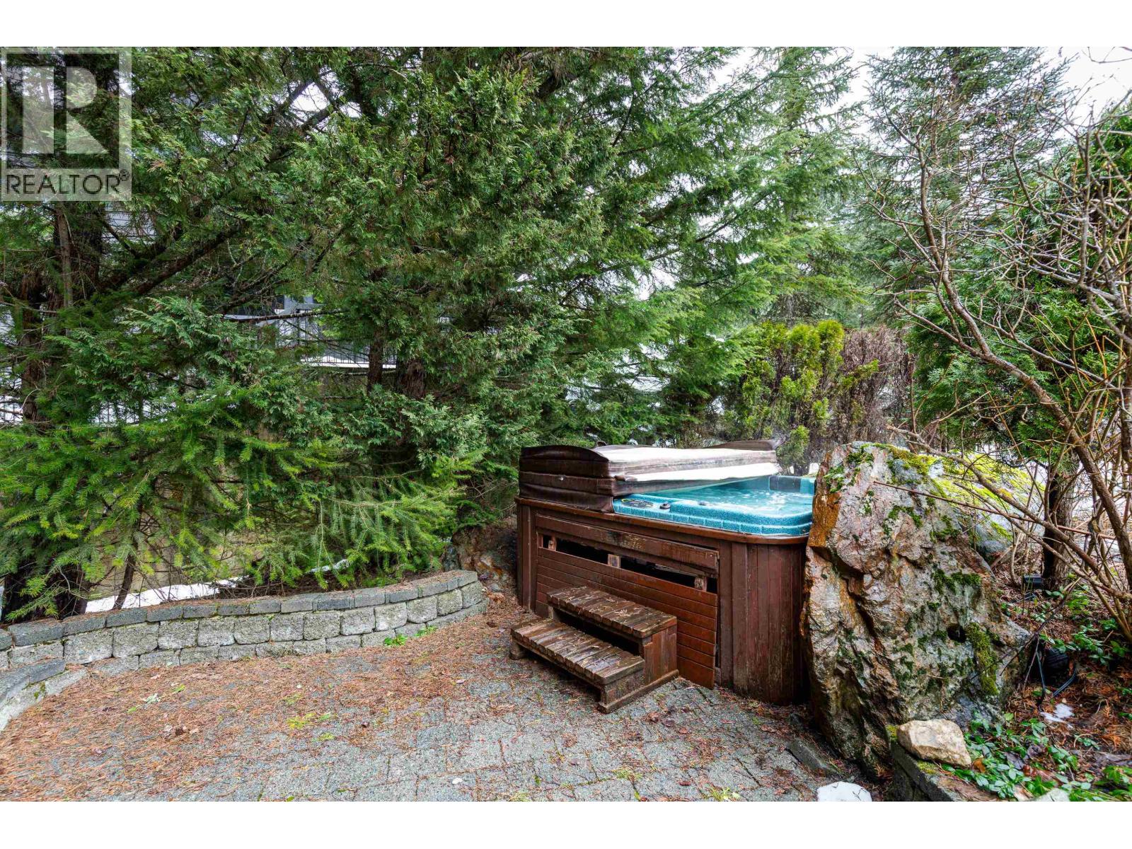 2813 Clifftop Lane Property Photo 33