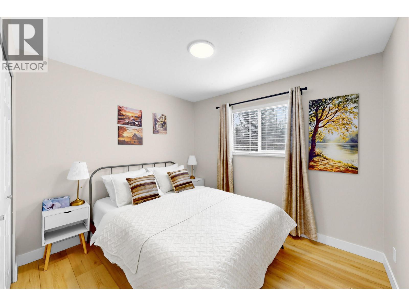 3055 Rothbury Place Property Photo 10