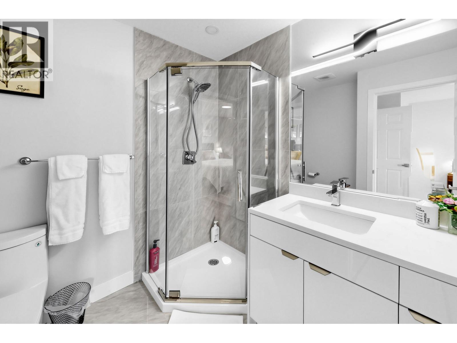 3055 Rothbury Place Property Photo 15