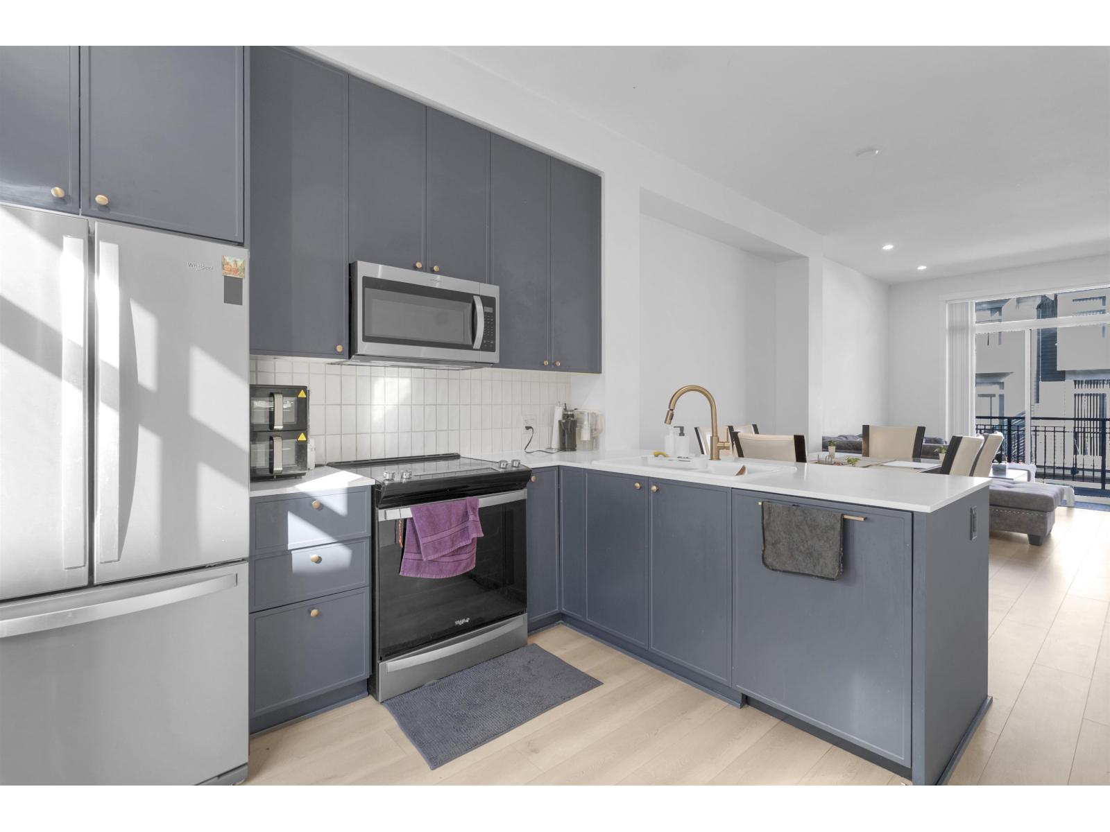 24 14151 58a Avenue Property Photo 10