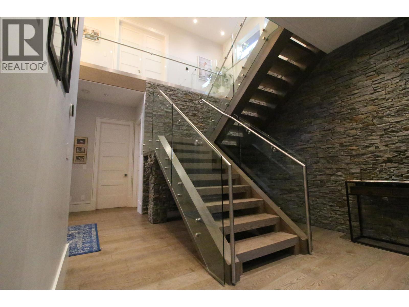 3300 Jesmond Avenue Property Photo 14