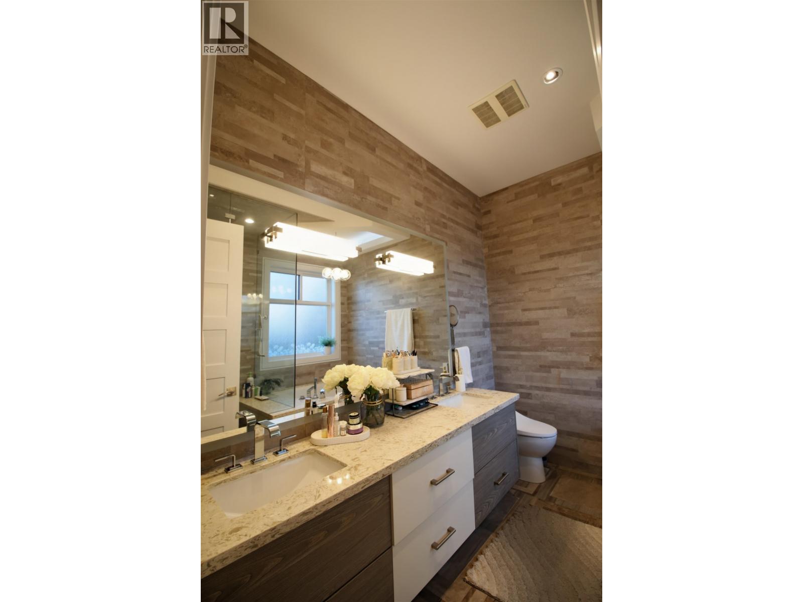 3300 Jesmond Avenue Property Photo 18