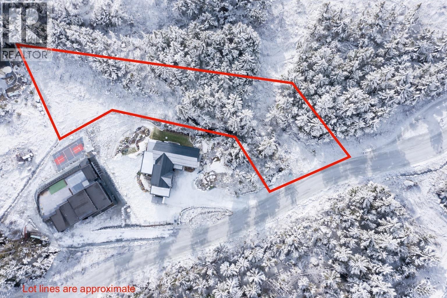 9220 Wedgemount Plateau Drive Property Photo 2