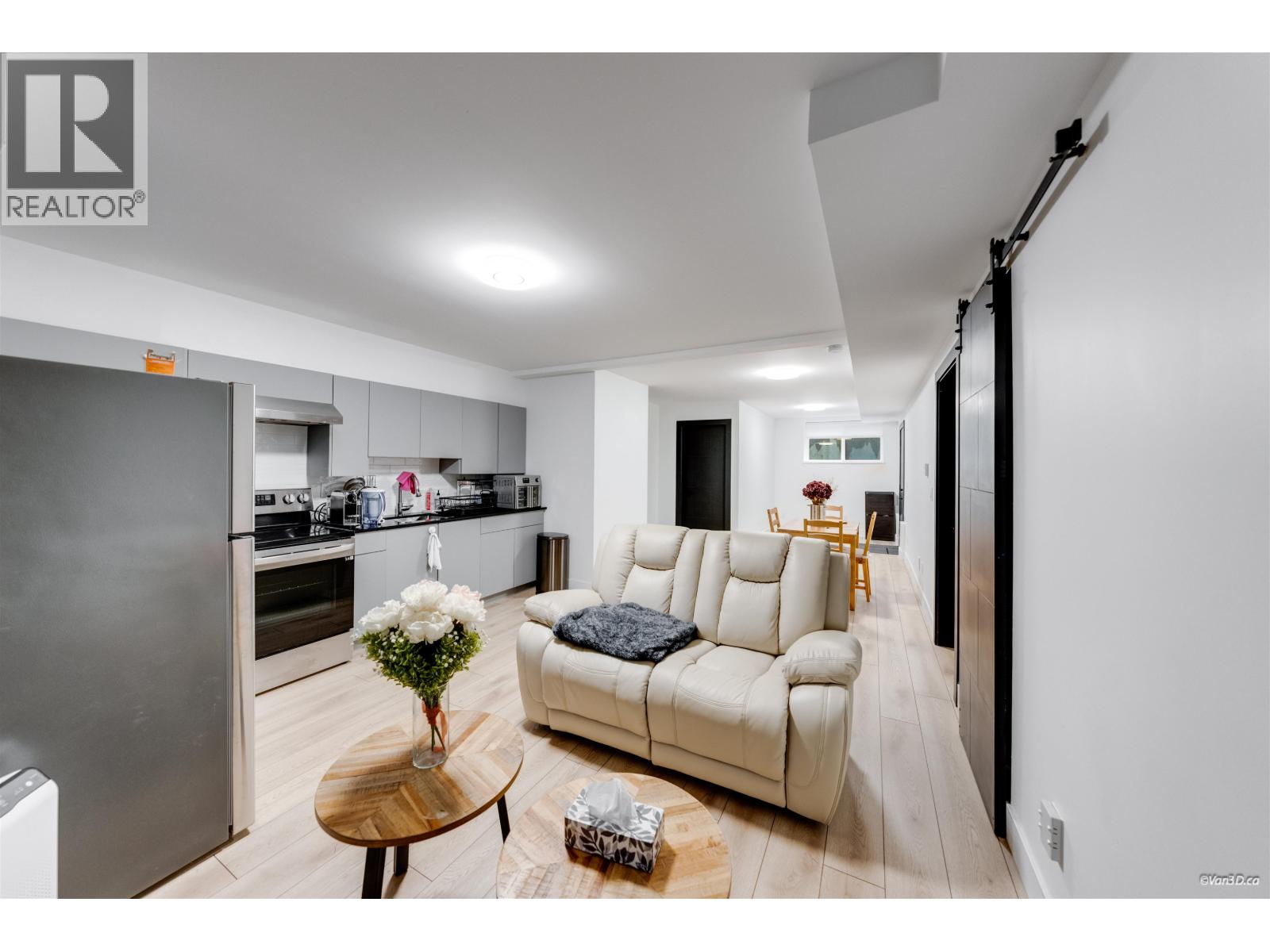 710 Ivy Avenue Property Photo 17