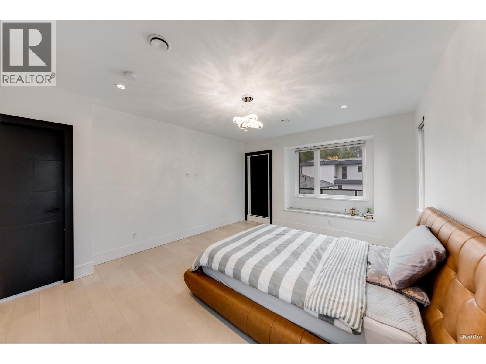 710 Ivy Avenue Property Photo 29
